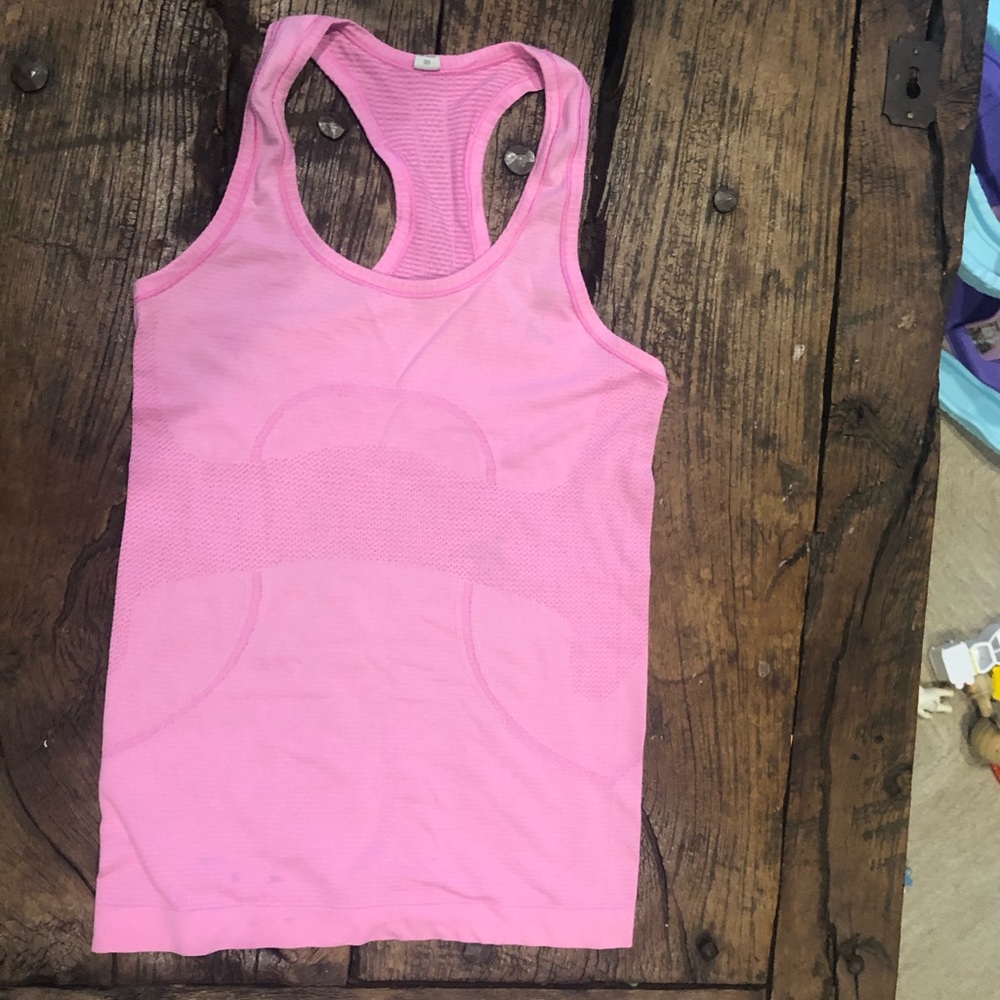 Lululemon run swiftly racerback tank top size 4